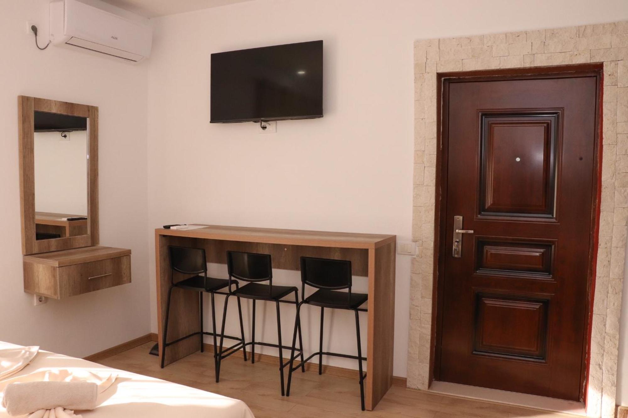 Gjinaj Apartments Ούλτσιν Εξωτερικό φωτογραφία